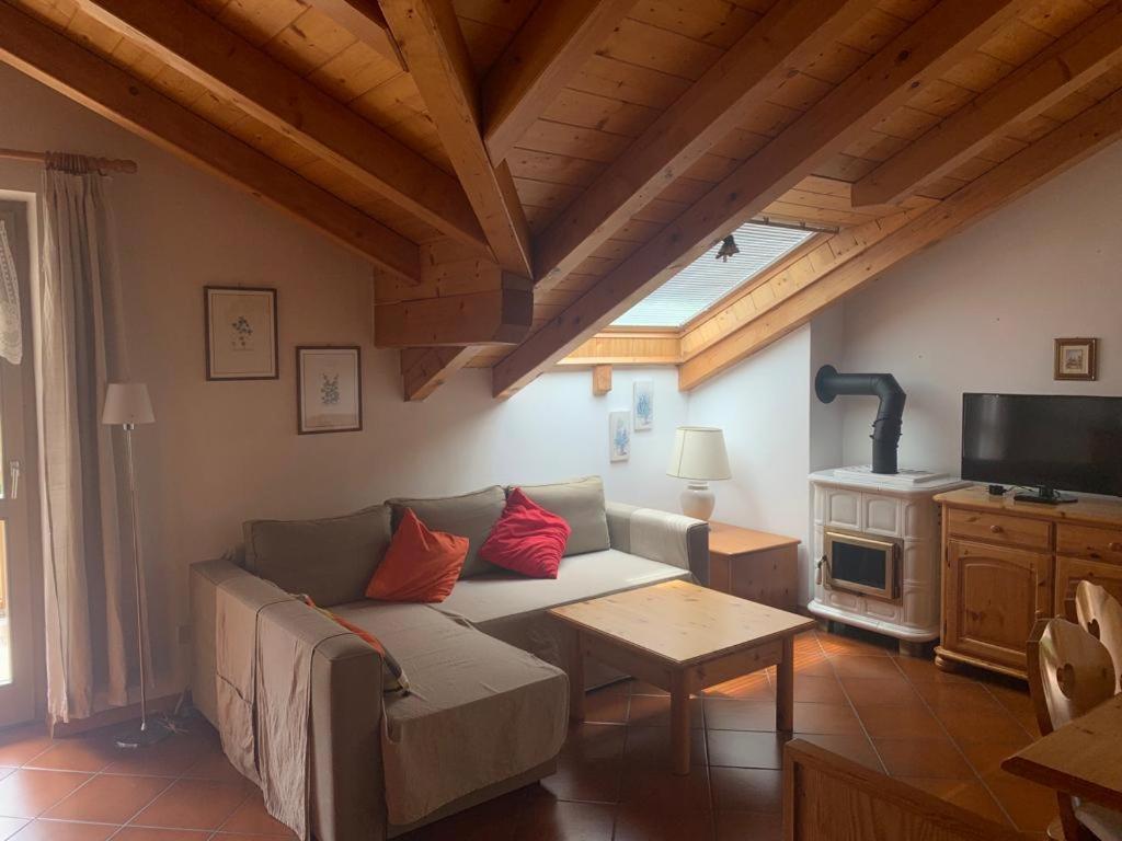 Genziana Apartment *